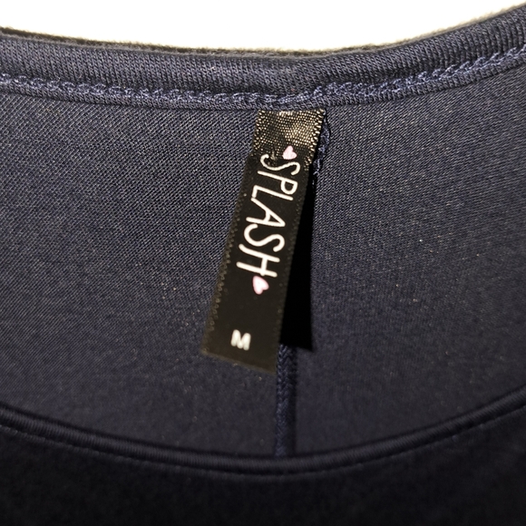 Woman stop - Picture 2 of 5